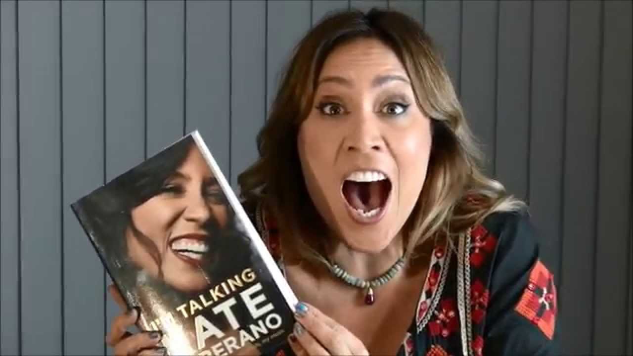 I’M TALKING – Kate Gives Herself Honestly and Generously – Book Review