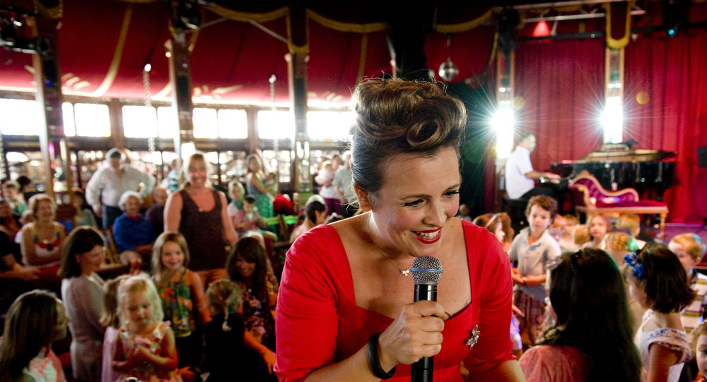 Ali McGregor’s Jazzamatazz! – Adelaide Cabaret Festival Review