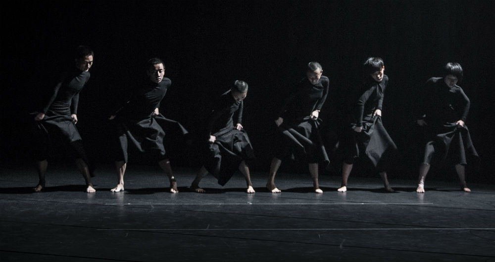 6 And 7: Something Very Extraordinary From TAO Dance Theatre – OzAsia Review