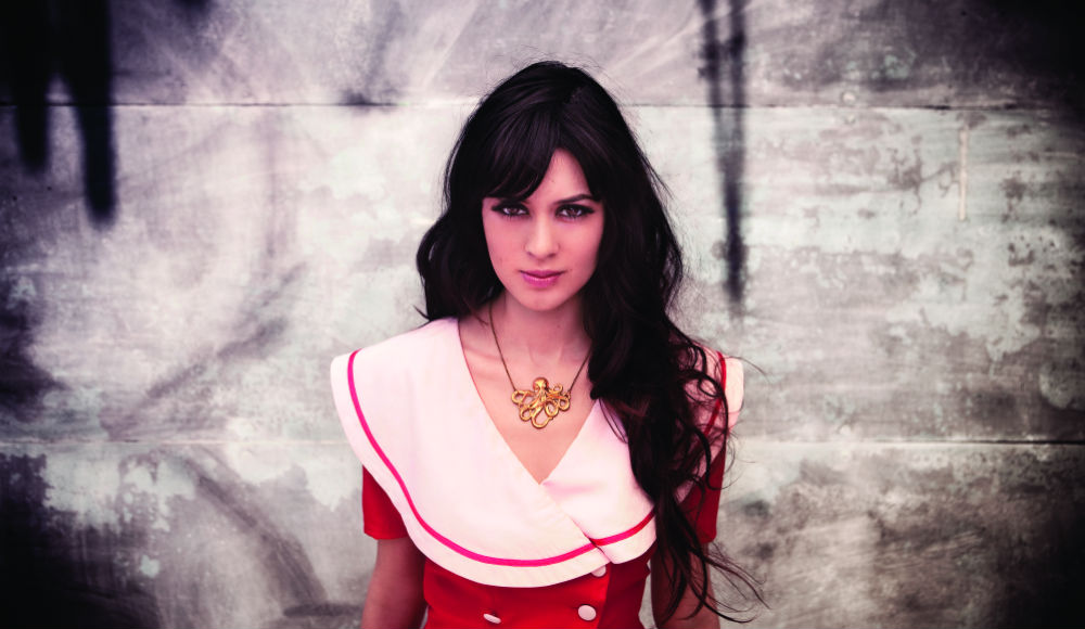 So Frenchy, So Chic Live! A Double Bill Featuring Emilie Simon And The DØ – Interview