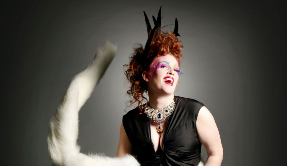 Geraldine Quinn - Image by Nicole Cleary - The Clothesline