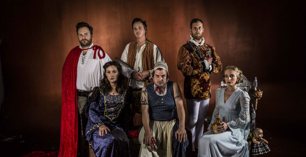 Shotspeare - Image by Jamie Arrigo - Adelaide Fringe 2015 - GOUD - The Clothesline