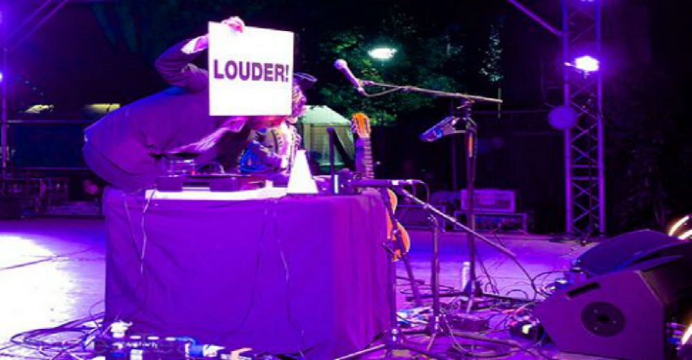 Gruff Rhys - WOMADelaide 2015 - Image courtesy of Peter Tee - The Clothesline