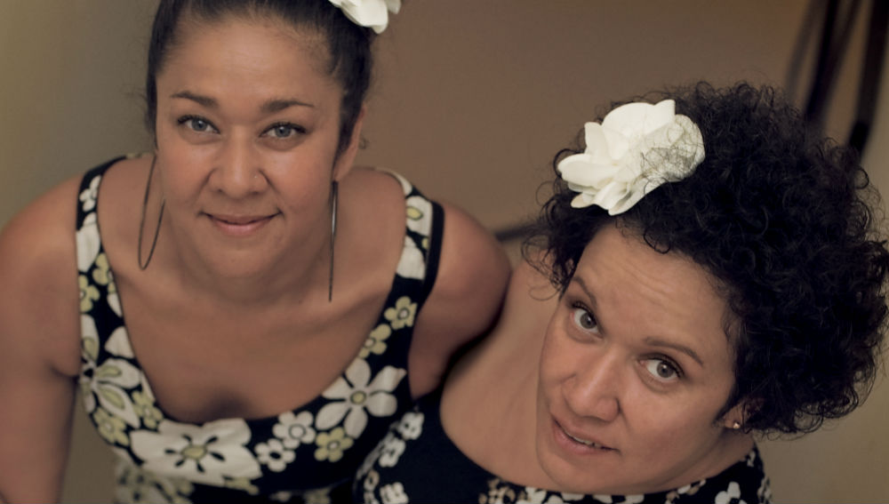 Vika & Linda Bull - Adelaide Fringe 2015 - GOUD - The Clothesline