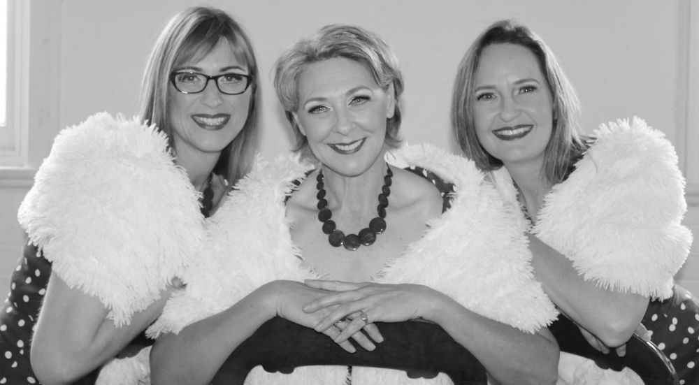 Sass-e - Meddlin' - Cabaret Fringe - The Clothesline