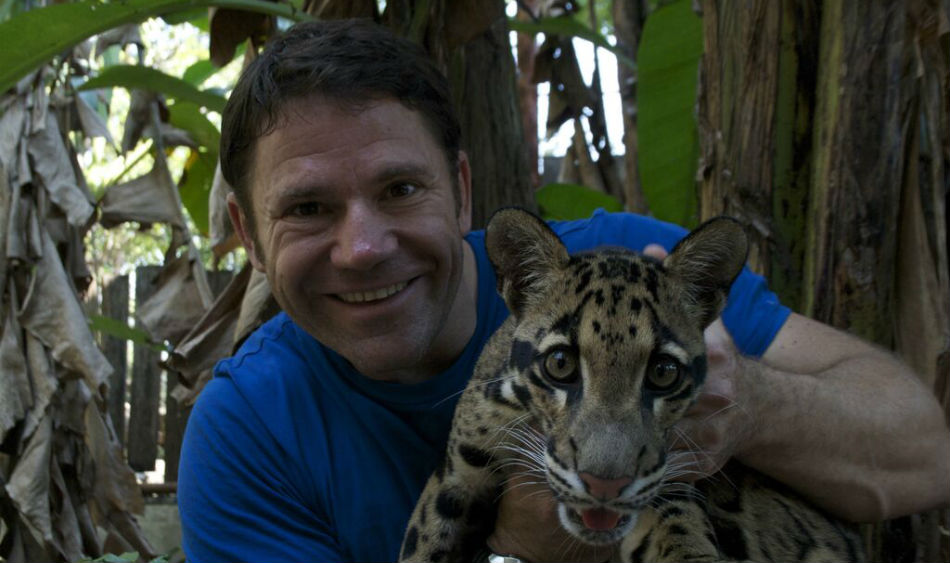 Deadly 60 Big Cat - Steve Backshall - AFC - The Clothesline