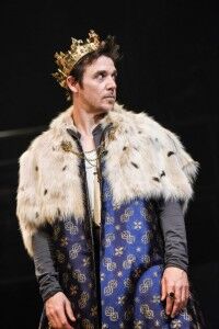 The James Plays - JamesIII - Image by Robert Day - The Clothesline