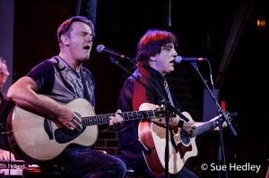 Jon English & Peter Cupples Singing at The Gov - Image by Sue Hedley - The Clothesline