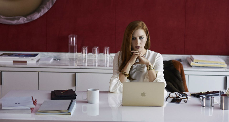 NOCTURNAL ANIMALS (MA): A Decidedly Dark View of Humanity, starring Jake Gyllenhaal and Isla Fisher – Film Review