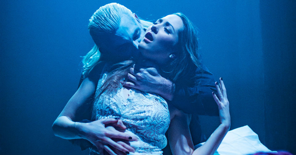 shake & stir Dracula and Girl - Image by Dylan Evans - Space Theatre - The Clothesline