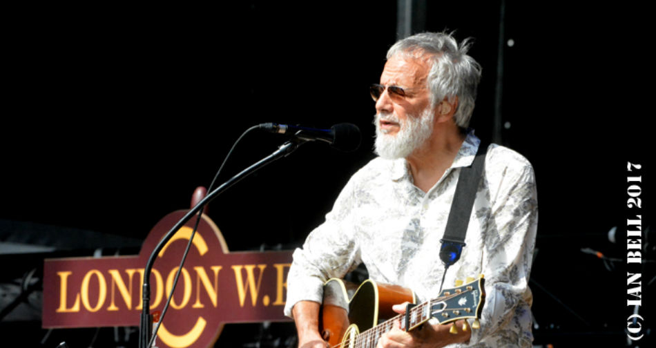 Yusuf Cat Stevens - Image by Ian Bell - Adelaide Botanic Park - The Clothesline
