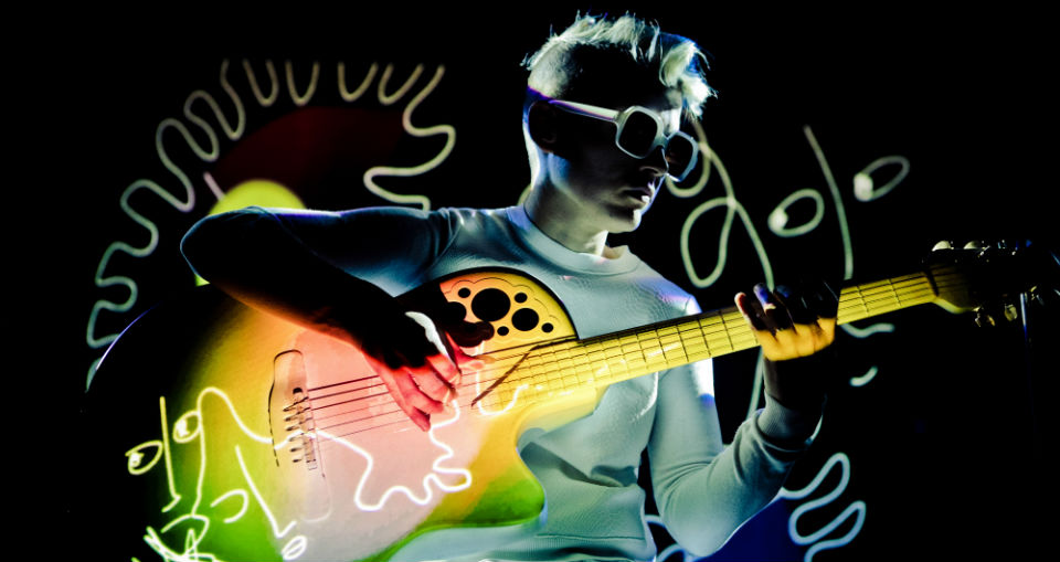 Kaki King – The Neck Is A Bridge To The Body: …And The Music Is Her Voice ~ Adelaide Guitar Festival Review