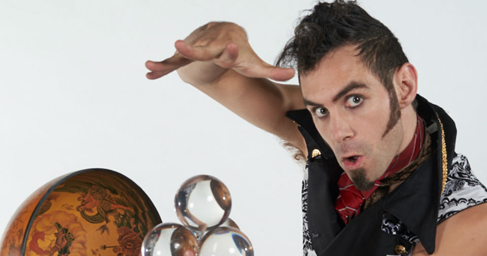 The Quizzical Mr Jeff: Object Manipulator And Mischievious Magic Maker ~ Adelaide Fringe 2019 Interview