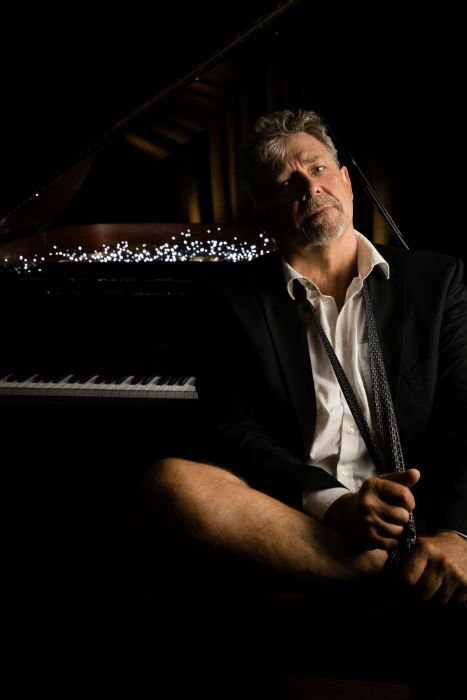 /wp-content/uploads/2019/05/philip-quast-image-by-kate-williams-adcabfest19-the-clothesline.jpg