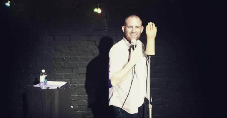 Tom Campbell - One Hander - Image by Samantha Turk - AdCabFest19 - The Clothesline