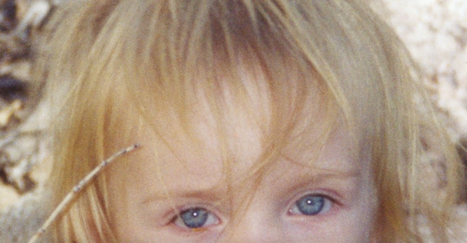 BILLIE EILISH by Billie Eilish Every Picture Tells A Story ~ Book Review