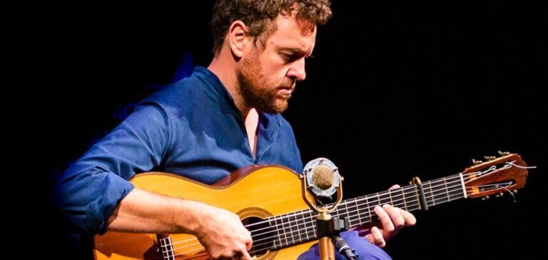 derek gripper live on stage