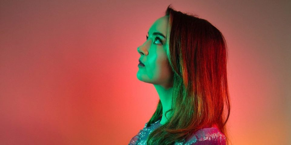 women in profile