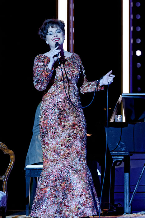 Helen Dallimore as Judy Garland - End of The Rainbow - Image by Chris Herzfeld - STC - AdCabFest19 - The Clothesline