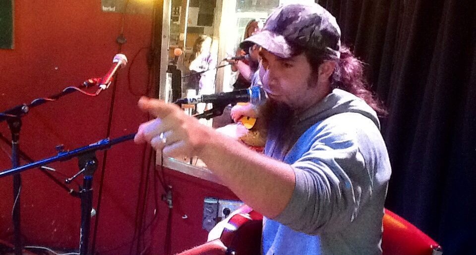 Ukulele Russ – One Man Blog From Alaska #4: Venue Dilemmas From A Performers Perspective… Part Two – The Door Split ~ Blog